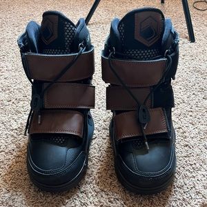 Mens Liquid Force Hook 4D Wakeboard Bindings 2019 Black Brown Size 9-10